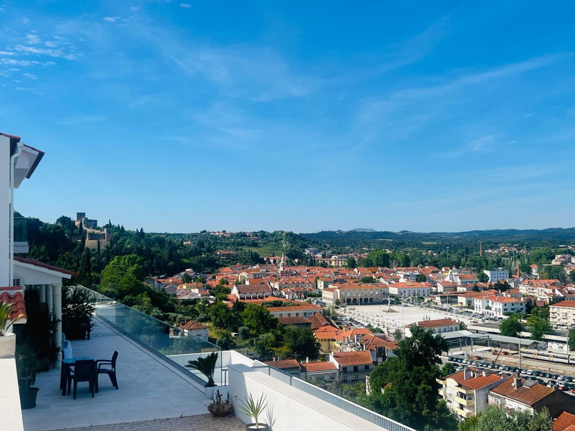Vila Pombal Tomar Apartments - Pool & City Views Eksteriør billede
